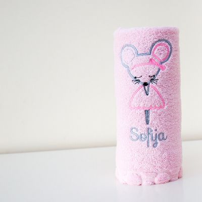 Ręcznik personalizowany do przedszkola Myszka na Różu